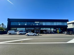 1780985_1.jpg