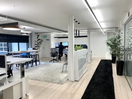 1780991_1.jpg