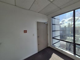 17810614_1.jpg