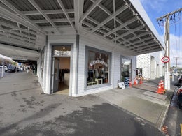 1781108_1.jpg