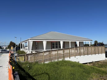 1781289_1.jpg