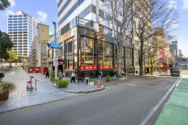1781414_1.jpg