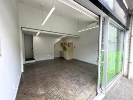 1781485_1.jpg
