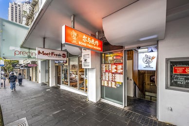 1782015_1.jpg