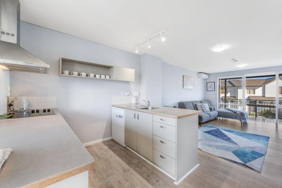 1853187_2.jpg