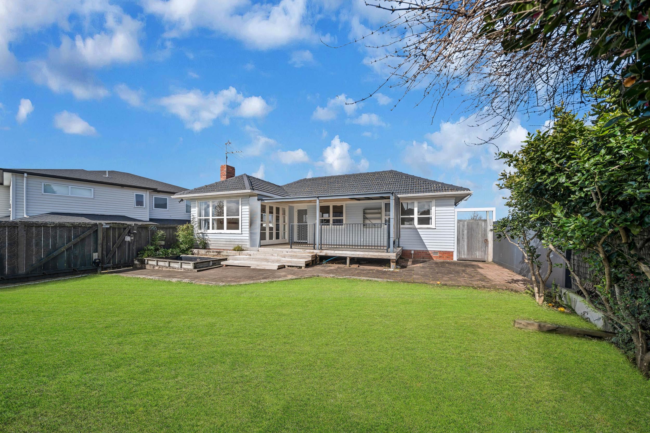 Photo 16 of 9 Andrew Road, Howick, Auckland