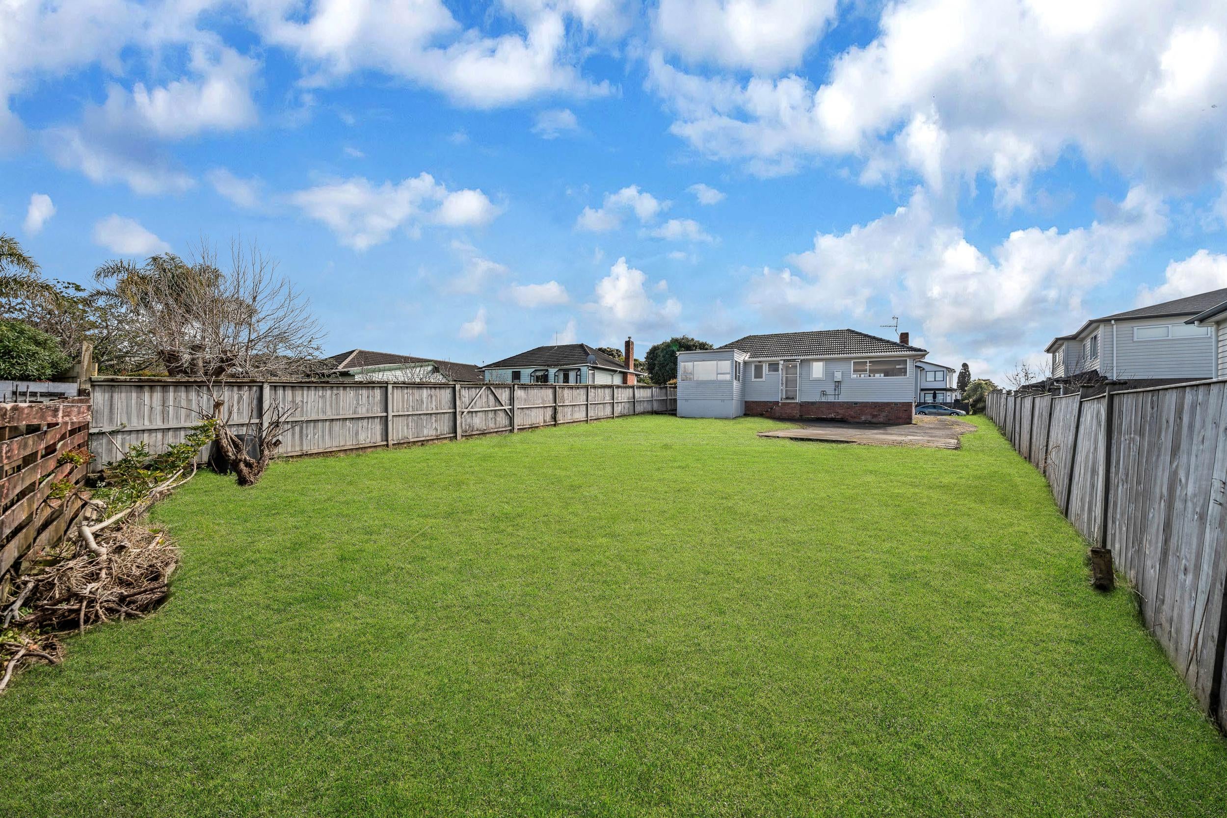 Photo 4 of 9 Andrew Road, Howick, Auckland