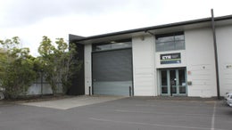 1900391_1.jpg