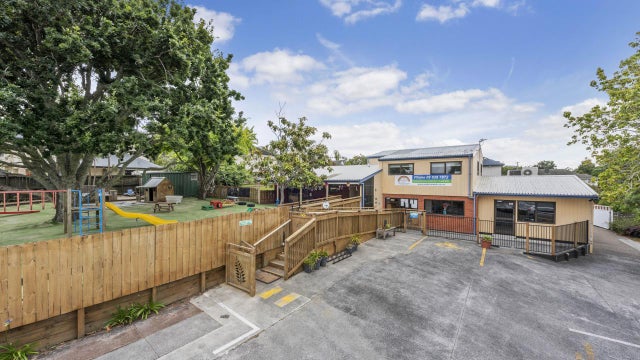 Commercial Private Treaty: 24A Fairlands Avenue, Waterview, Auckland ...