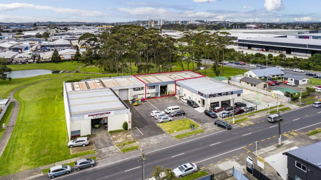 Commercial Private Treaty: 3/52 Plunket Avenue, Manukau City, Manukau ...