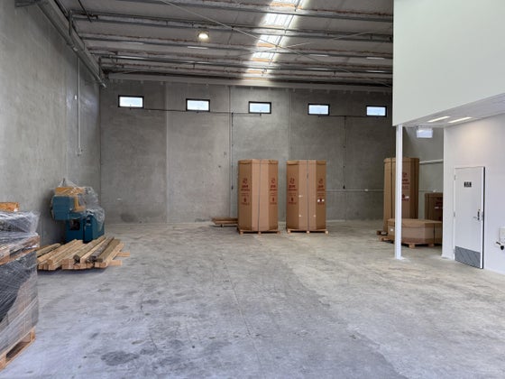 1906070_3.jpg