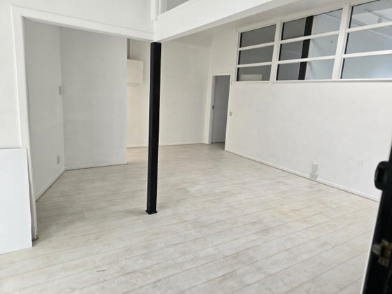 1906240_2.jpg