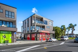 1906813_1.jpg