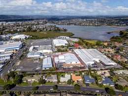 1906917_1.jpg