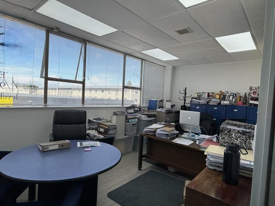 1907158_2.jpg