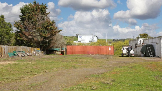 1971462_2.jpg