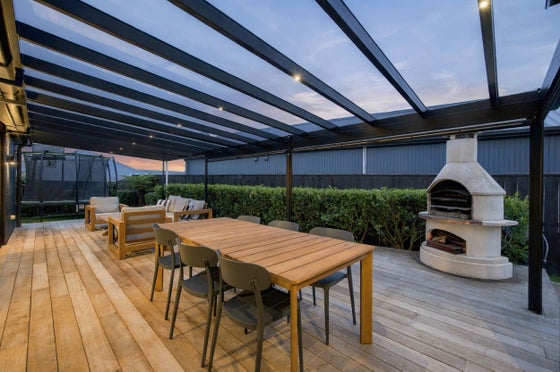 1973228_2.jpg