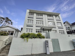 2156654_1.jpg