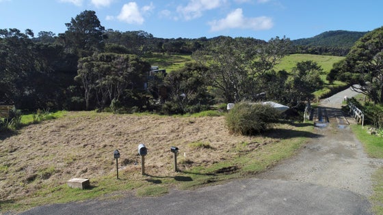2158531_2.jpg