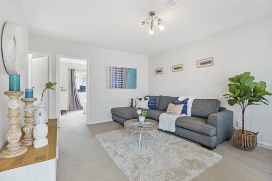 2158621_2.jpg