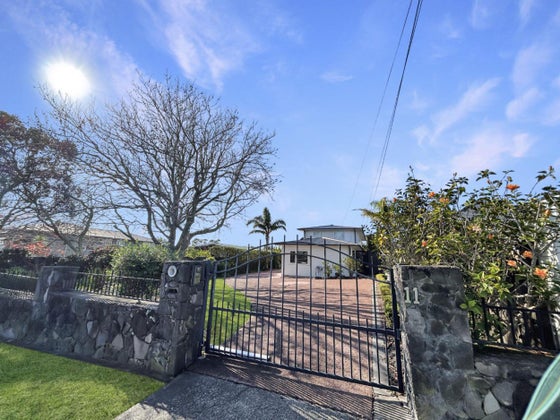 2158688_2.jpg