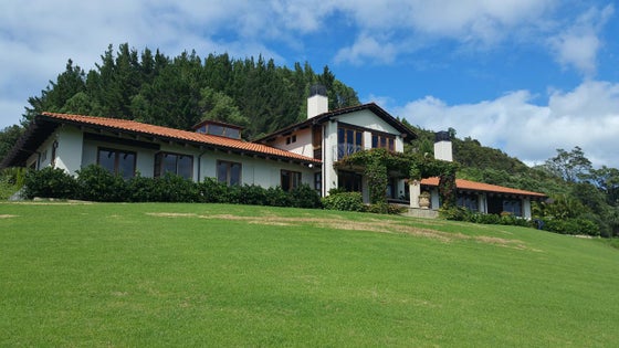 2200525_3.jpg