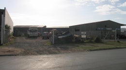 2200532_1.jpg