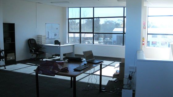 2300963_2.jpg