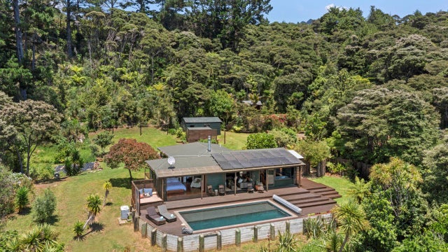 Residential Auction: 665 Wainui Road, Raglan, Waikato | Bayleys