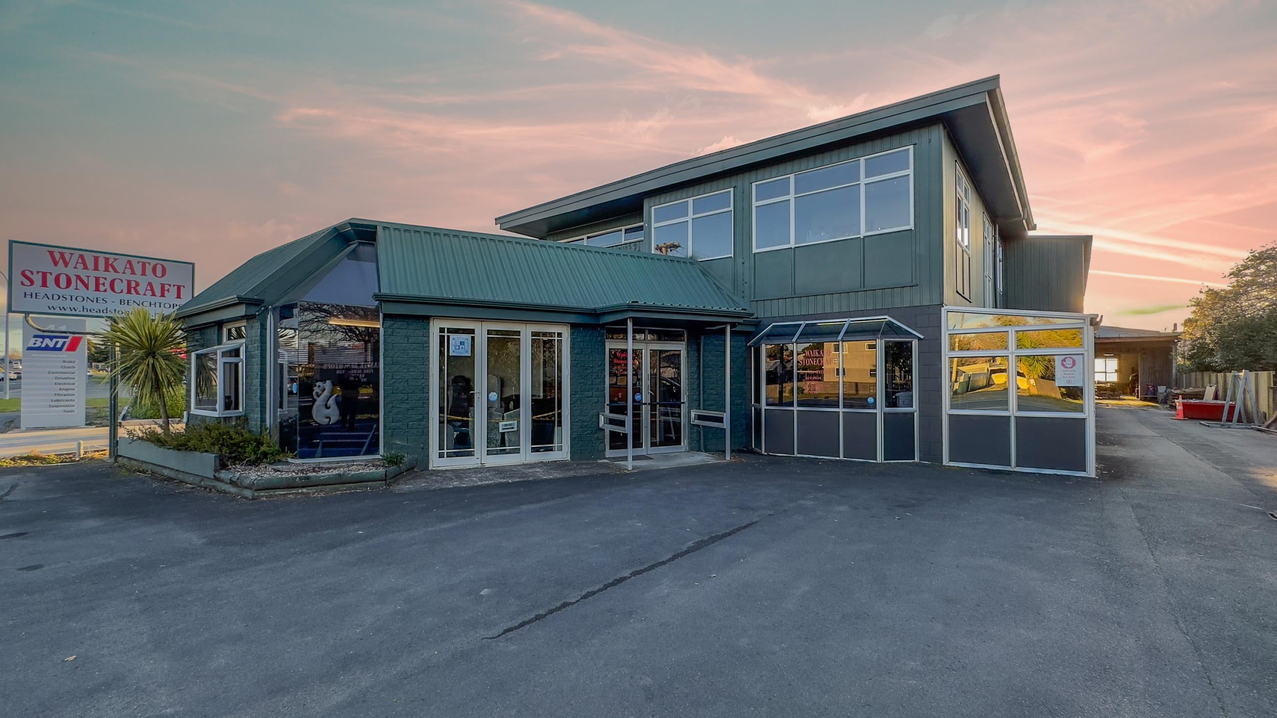 Commercial Asking Price NZ$1,550,000 + GST: 39 Shakespeare Street