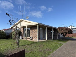 2330359_1.jpg
