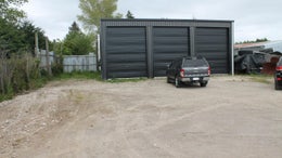 2450131_1.jpg
