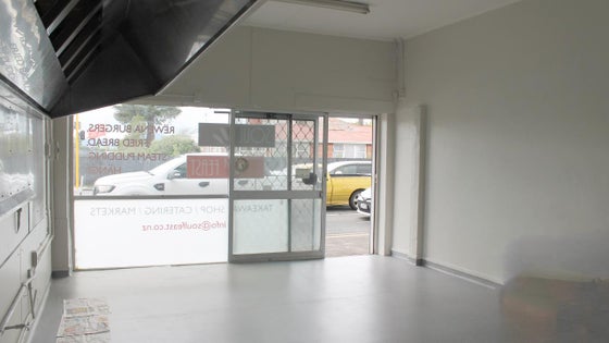 2450296_3.jpg