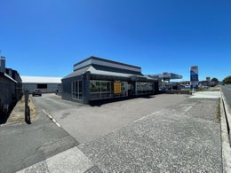 2451431_1.jpg