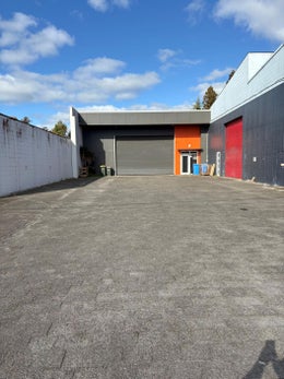 2451552_1.jpg
