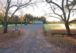 2451710_1.jpg