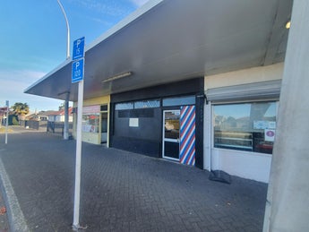 2451744_1.jpg