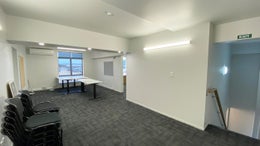 2504308_1.jpg