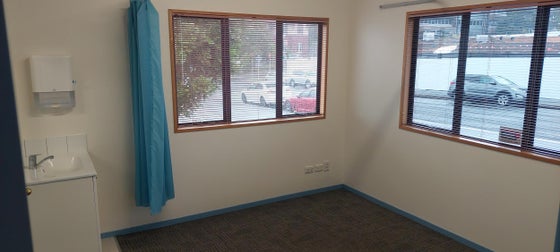 2504778_2.jpg