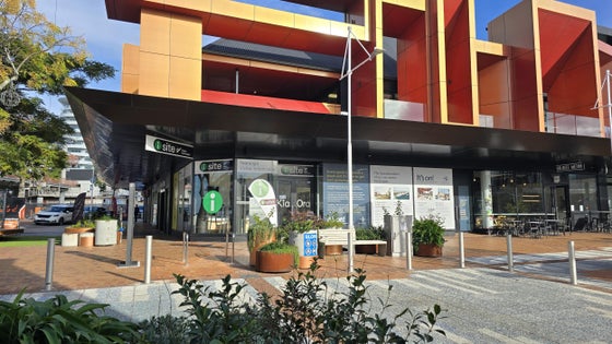 2504903_2.jpg