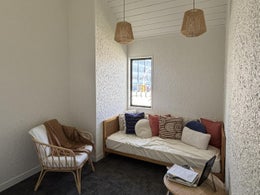 2506072_1.jpg