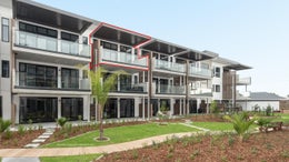 2550410_1.jpg