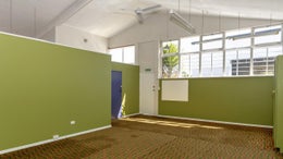 2572170_1.jpg