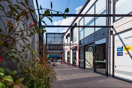 2576261_1.jpg
