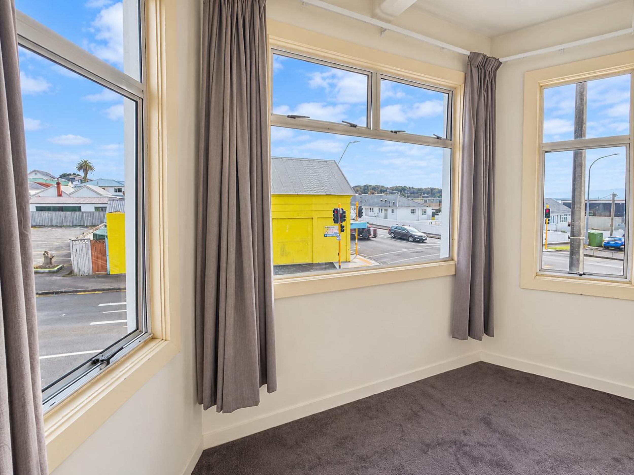 New Plymouth 4