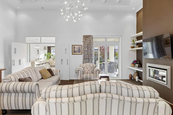 2656340_2.jpg