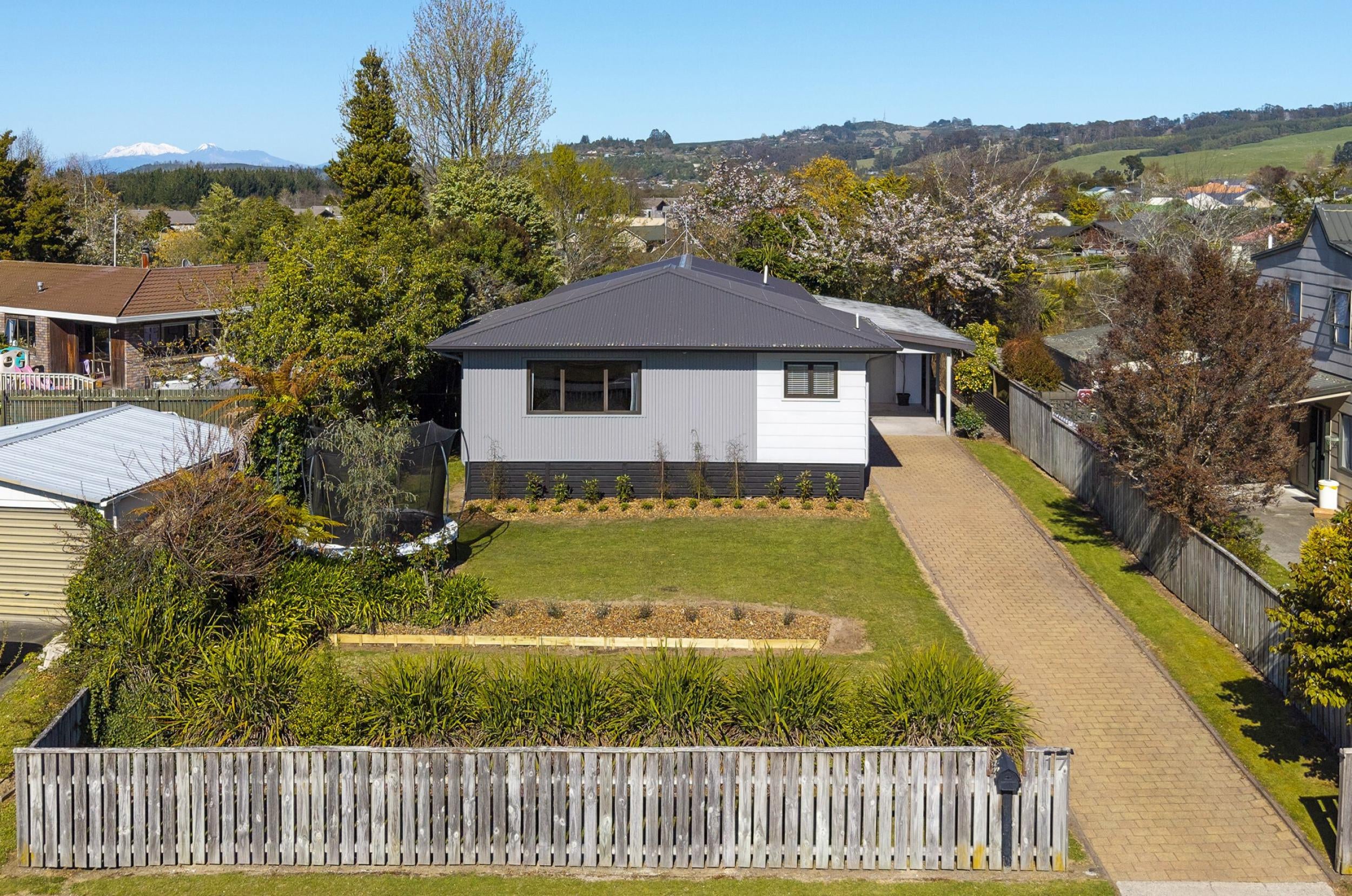 17 Garden Grove, Nukuhau photo
