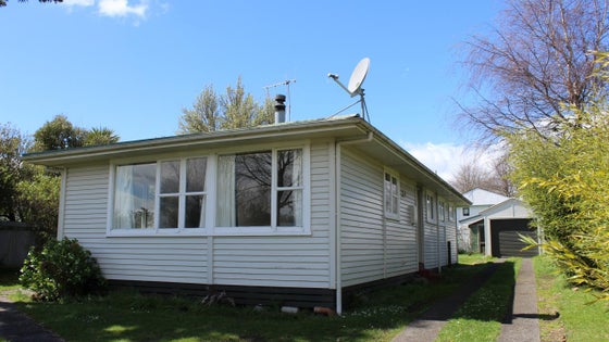 2700195_2.jpg