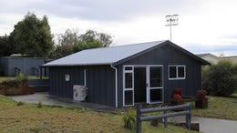 2700597_1.jpg