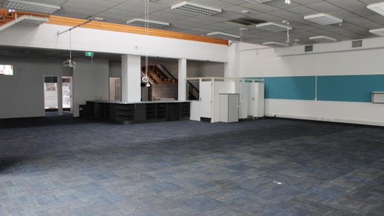 2751142_3.jpg